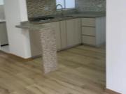 SE ALQUILA MODERNO APTO EQUIPADO CON DOS AIRES SECTOR...