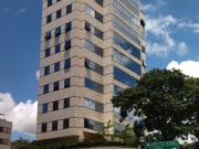 Se alquila oficina 60m2 El Rosal 9960