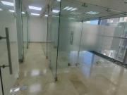 Se alquila oficina 68m2 Altamira 3947