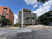 Se alquila oficina 87m2. Chuao