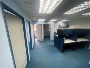 Se alquila oficina 90m2 1B Los Cortijos