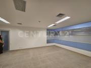 Se alquila oficina en centro comercial Unicentro
