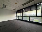 Se Alquila Oficina en Plaza Venezuela