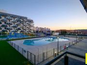 Se alquila piso a estrenar en residencial con piscina 3...