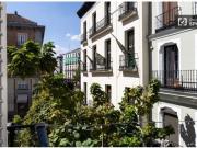 Se alquila piso de 1 dormitorio en Cortes, gastos excluidos