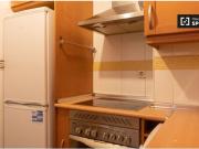 Se alquila piso de 1 dormitorio en Embajadores, perfecto...