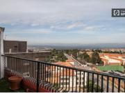 Se alquila piso de 1 dormitorio en Valdezarza, gastos...