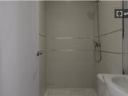 Se alquila piso de 1 dormitorio en Zofío para...