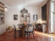 Se alquila piso de 2 dormitorios amueblado