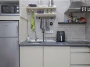 Se alquila piso de 2 dormitorios en Embajadores con...