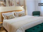 Se alquila piso de 2 habitaciones en Camino de Ronda,...