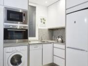 Se alquila piso de 2 habitaciones en Cortes, gastos...