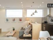 Se alquila piso de 2 habitaciones en Coslada para...