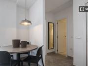 Se alquila piso de 2 habitaciones en El Grau, gastos...