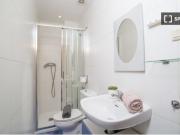 Se alquila piso de 2 habitaciones en La Raiosa