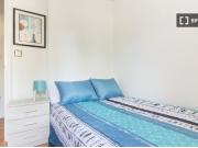 Se alquila piso de 2 habitaciones en Moscardó, gastos...