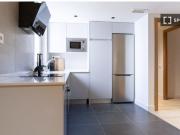 Se alquila piso de 2 habitaciones en Nueva España