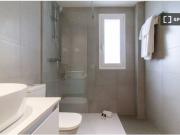 Se alquila piso de 2 habitaciones en Nueva España, Madrid