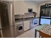 Se alquila piso de 2 habitaciones en Oviedo, gastos...