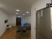 Se alquila piso de 2 habitaciones en Pinar del Rey, sin...