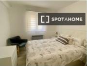 Se alquila piso de 2 habitaciones en Santander, gastos...