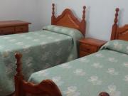 Se alquila Piso de 3 Dormitorios doble y 1 Dormitorio...