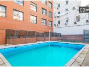 Se alquila piso de 3 habitaciones en Adelfas, gastos...