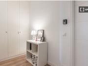 Se alquila piso de 3 habitaciones en Embajadores,...