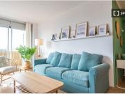 Se alquila piso de 3 habitaciones en Penya Roja, se...