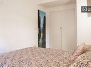 Se alquila piso de 3 habitaciones en Puerta del Angel