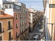 Se alquila piso de 3 habitaciones en Universidad, gastos...