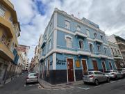 Se alquila Piso de 4 dormitorios en Arenales