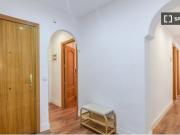Se alquila piso de 4 habitaciones en Niño Jesús, gastos...