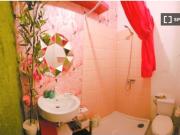 Se alquila piso de 4 habitaciones en Universidad, gastos...