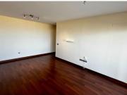 Se alquila piso en Acorán, con garaje y trastero