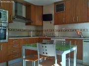 SE ALQUILA PISO EN CALLE ACERA DE SAN ILDEFONSO IDEAL...