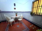 SE ALQUILA PISO EN CALLE RODRIGO DE TRIANA