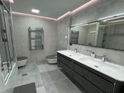 Se alquila piso en Plaza Altozano