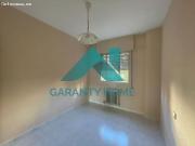 SE ALQUILA PISO SIN AMUEBLAR EN ZONA FRATRES ?