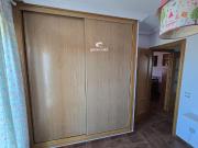 Se alquila piso tres habitaciones dos baños y preciosas...