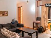 Se alquila preciosa habitación en apartamento de 7...