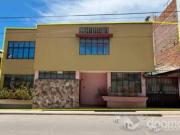 Se Alquila Propiedad de 2 Pisos Av. 13 de Noviembre – El...