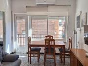 Se alquila vivienda centrica a chicas estudiantes para...