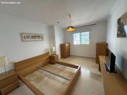 Se alquila vivienda de larga temporada en una de las...