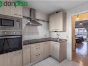 Se alquilan 2 habitaciones a 275 300 euros en piso de...