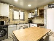 Se alquilan habitaciones en apartamento de 11...