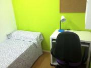 Se alquilan habitaciones en apartamento de 11...