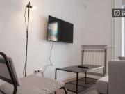 Se alquilan habitaciones en apartamento de 4 dormitorios...
