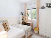 Se alquilan habitaciones en apartamento de 4...