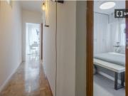 Se alquilan habitaciones en apartamento de 5 dormitorios...